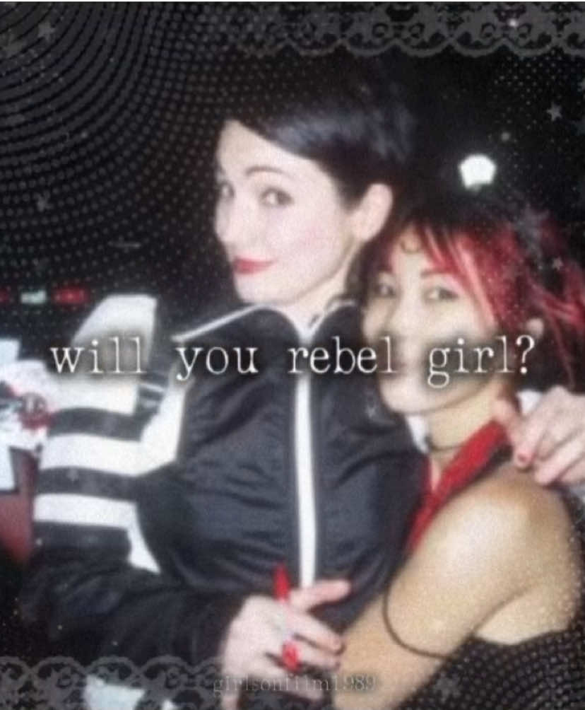 @&bull; Courtney🦑🐇