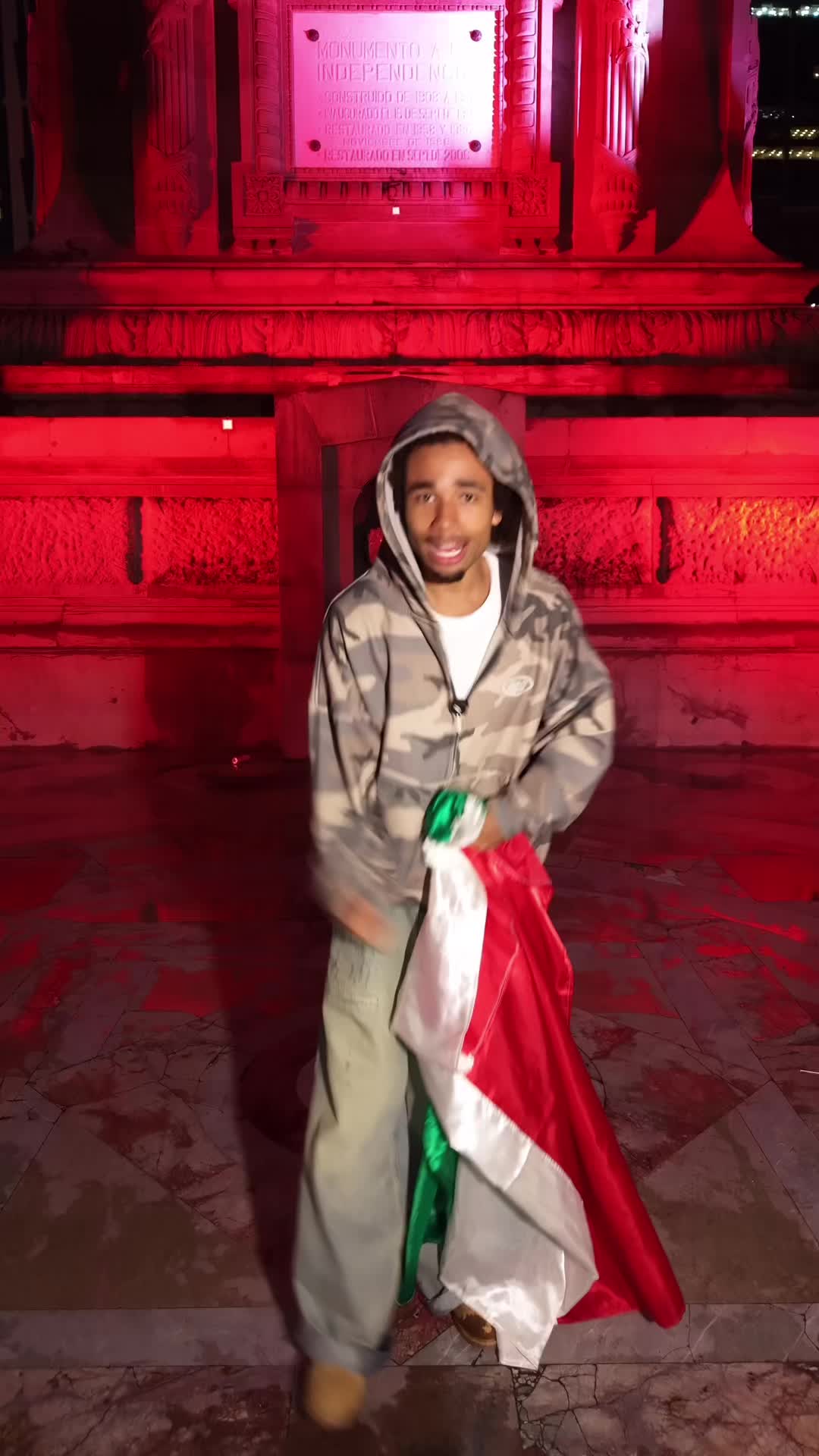 @noelgoescrazy