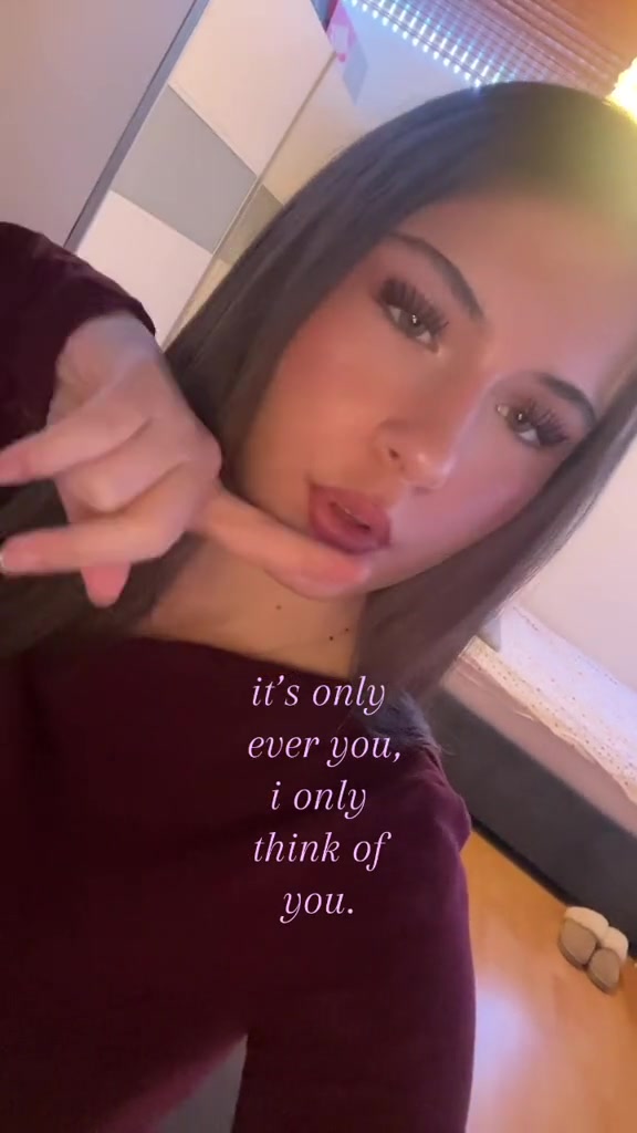 @𝑩'