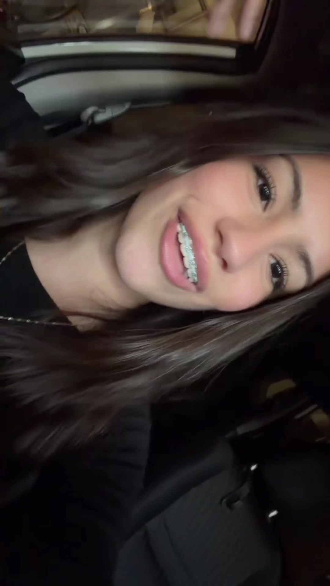 @vicky