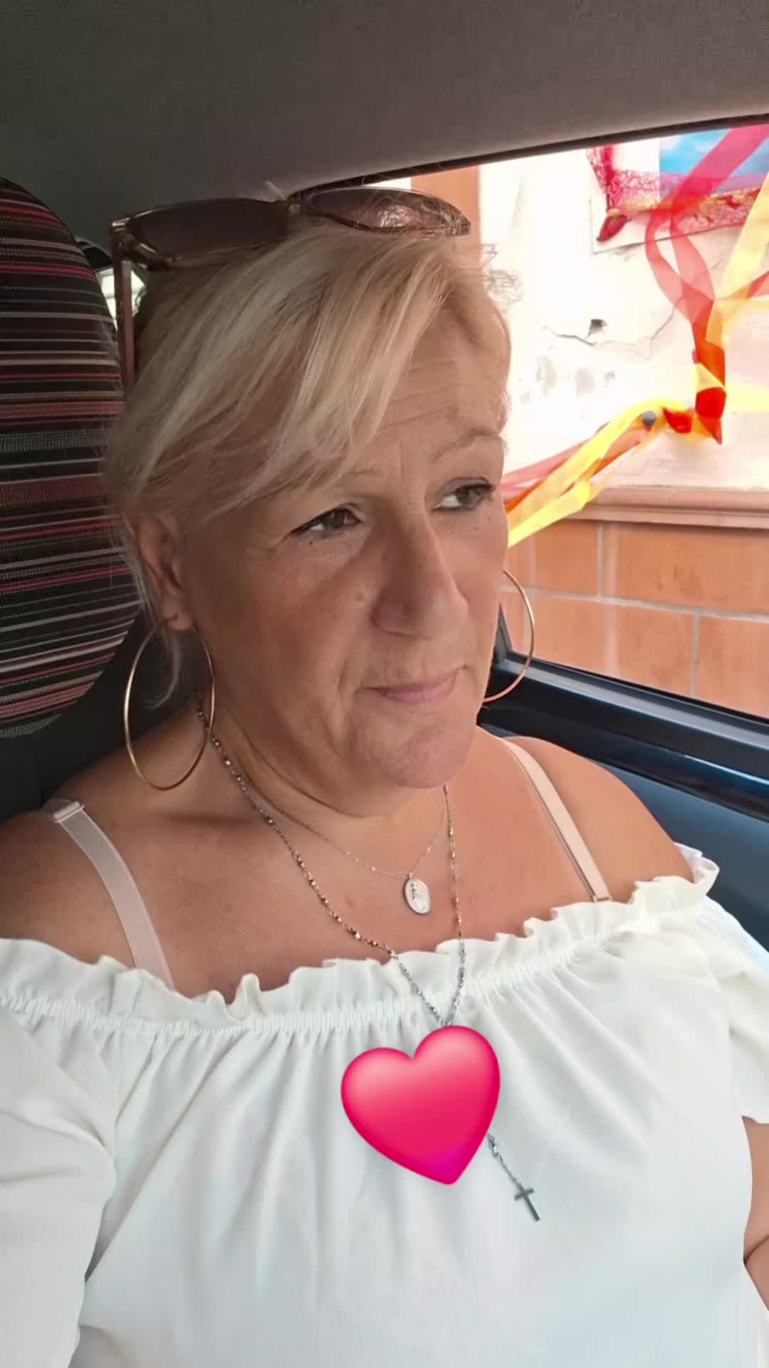 @angela