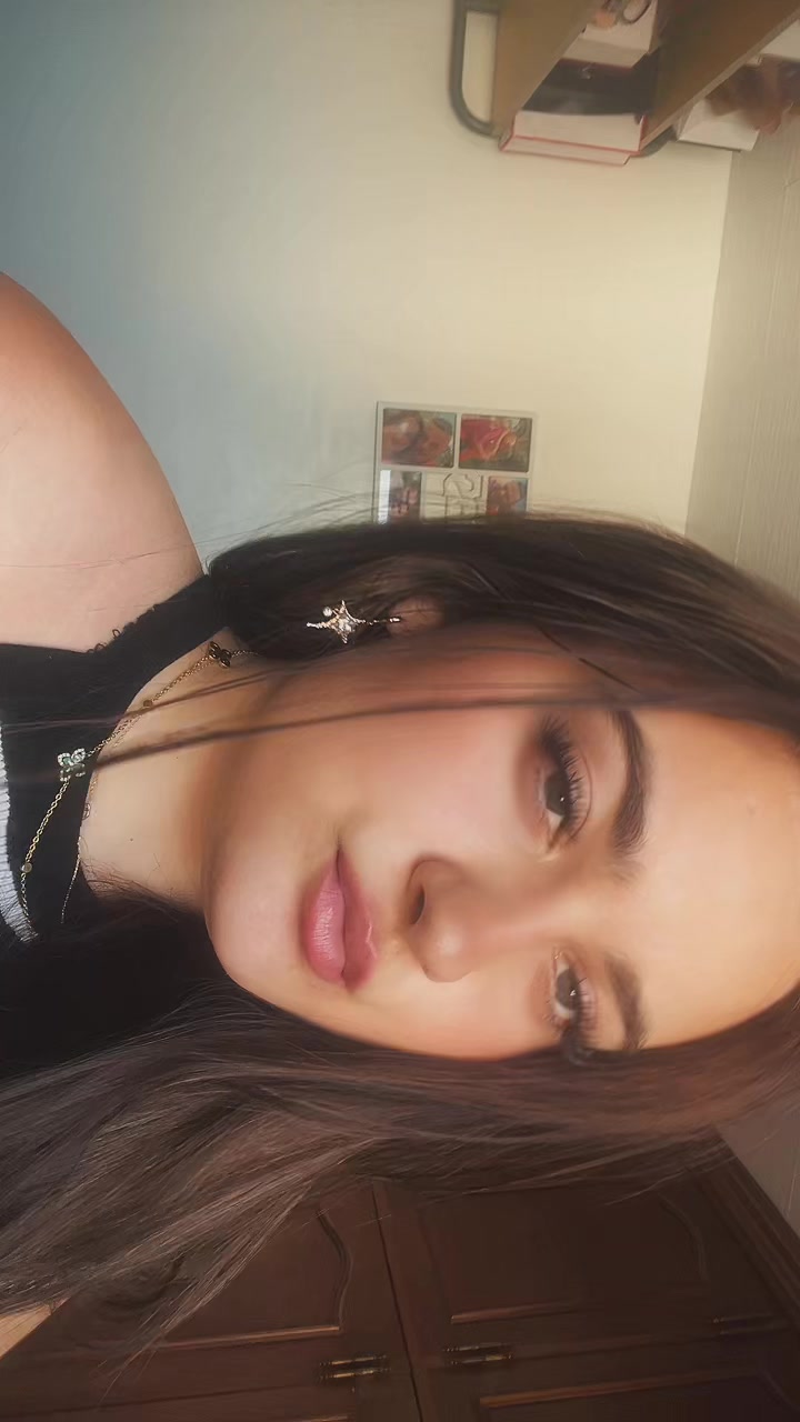 @Ariana_222