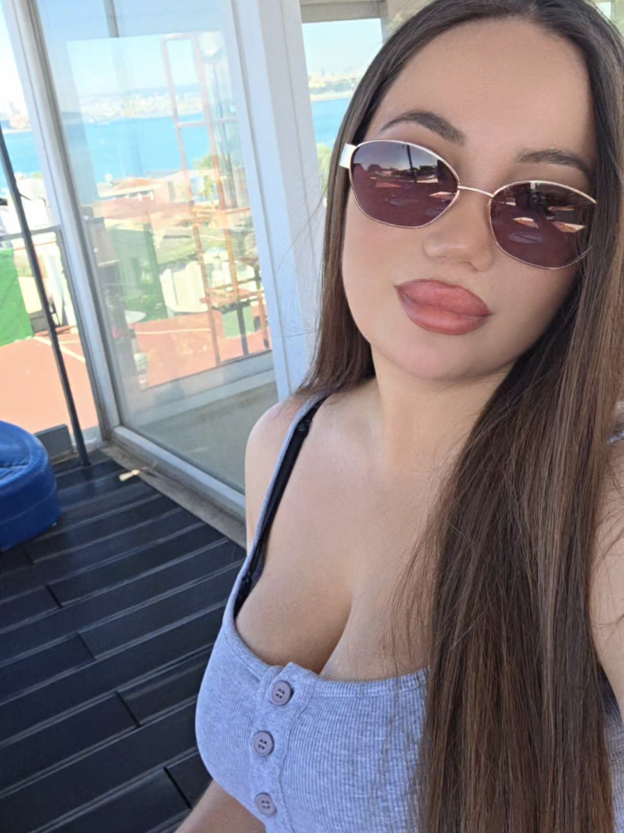@Di 🎭