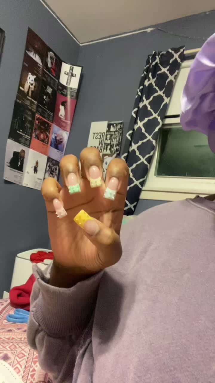 @️