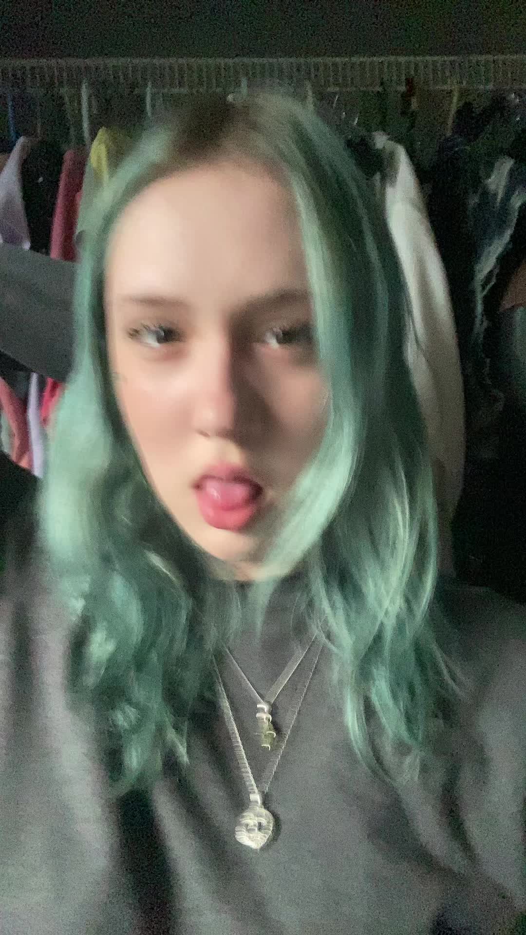 @m𖦹nica