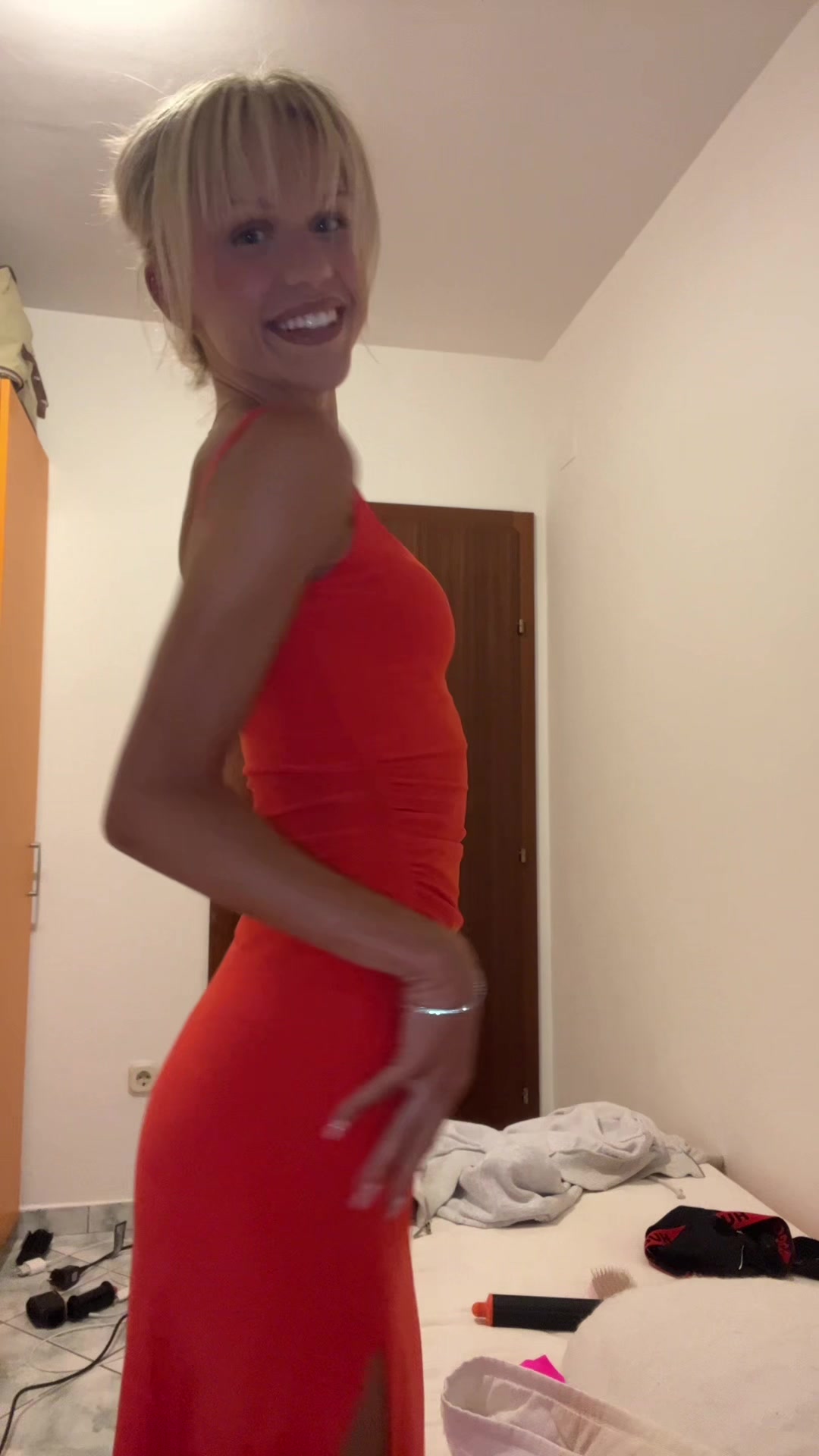@rebeccazbozil