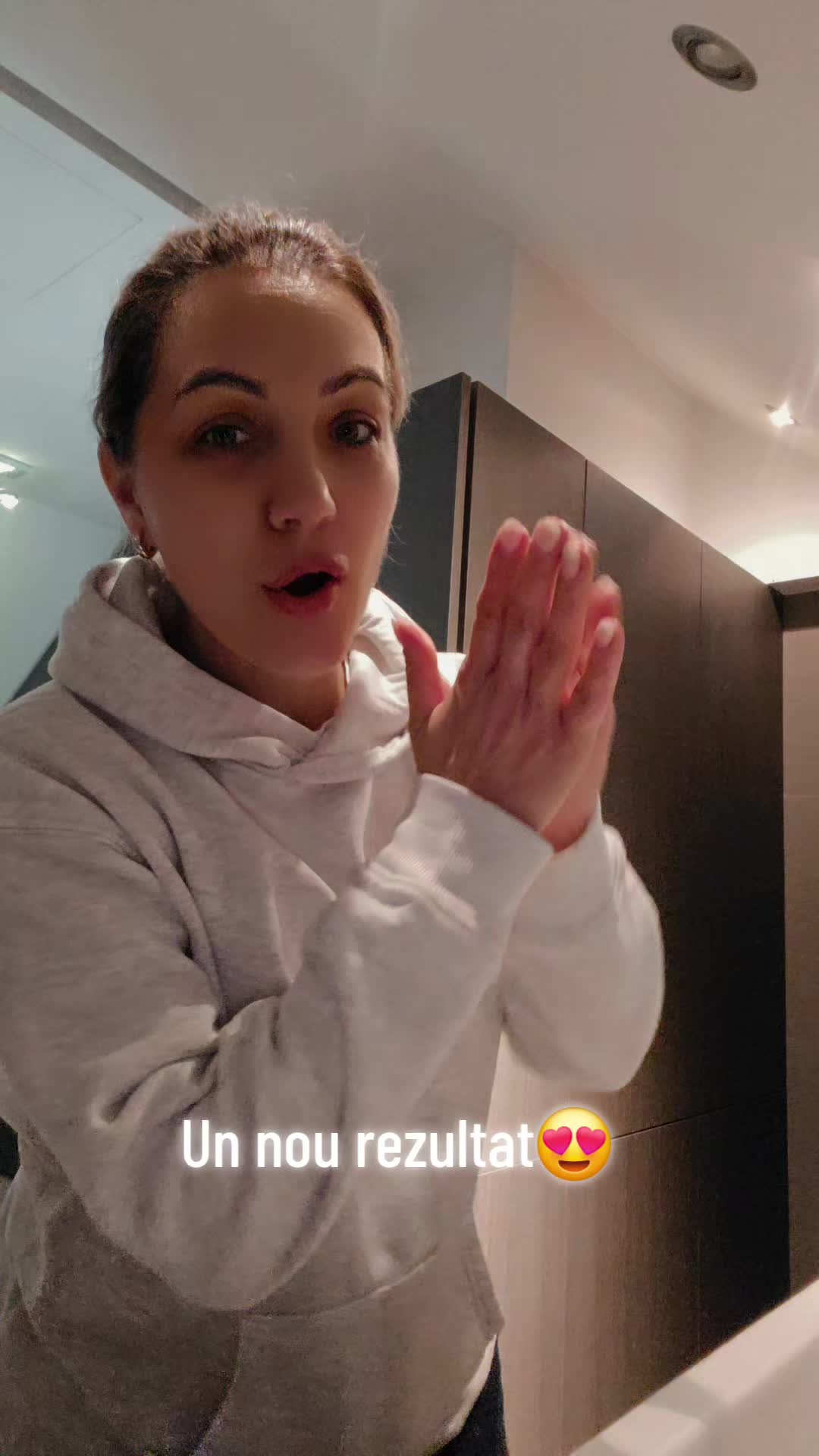 @Lorina V&icirc;lcu