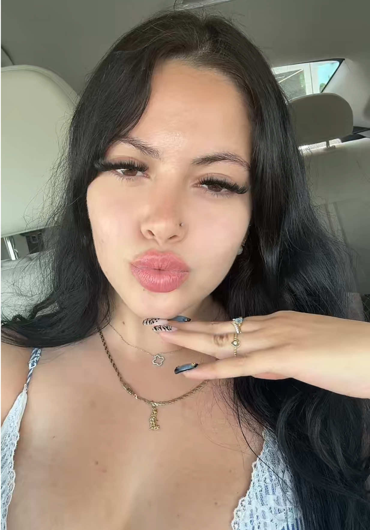 @sonyeli
