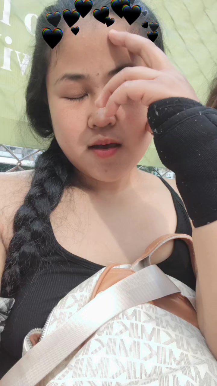 @babyghirl30🥀🇭🇰🌈🌺