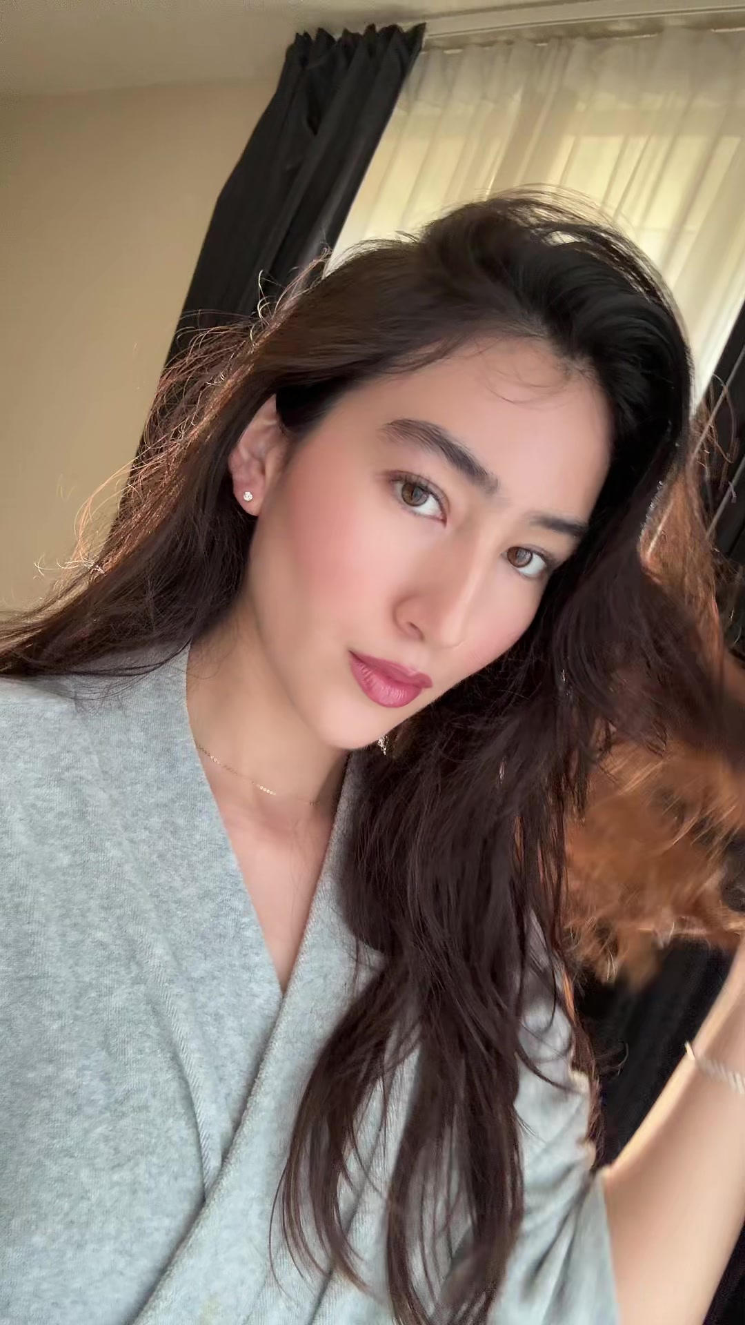 @rhiyena