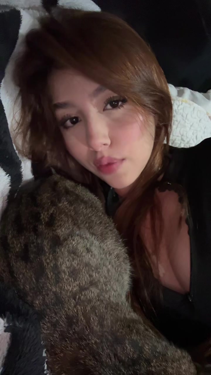 @𝒞𝒶𝓇𝑜𝓁𝒾𝓃𝒶 𝓇