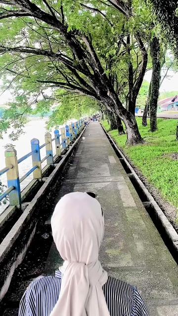 @AZA🌸