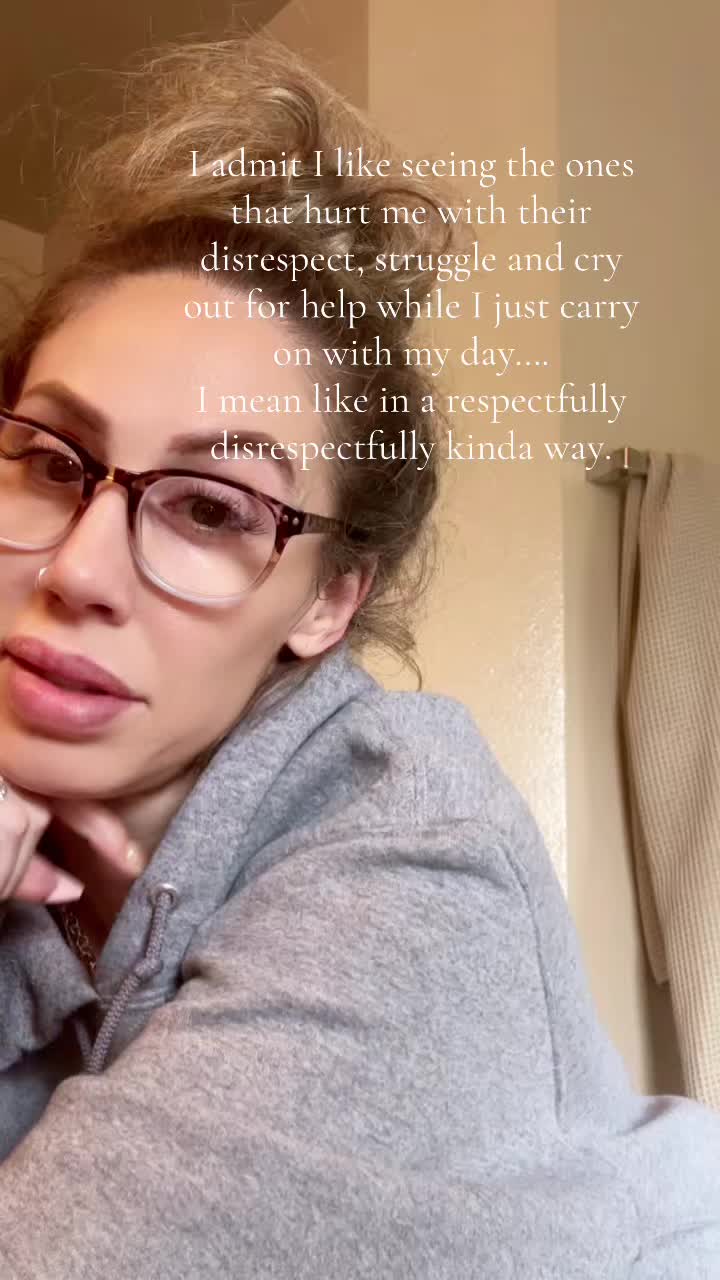 @Icanbeyourkaren