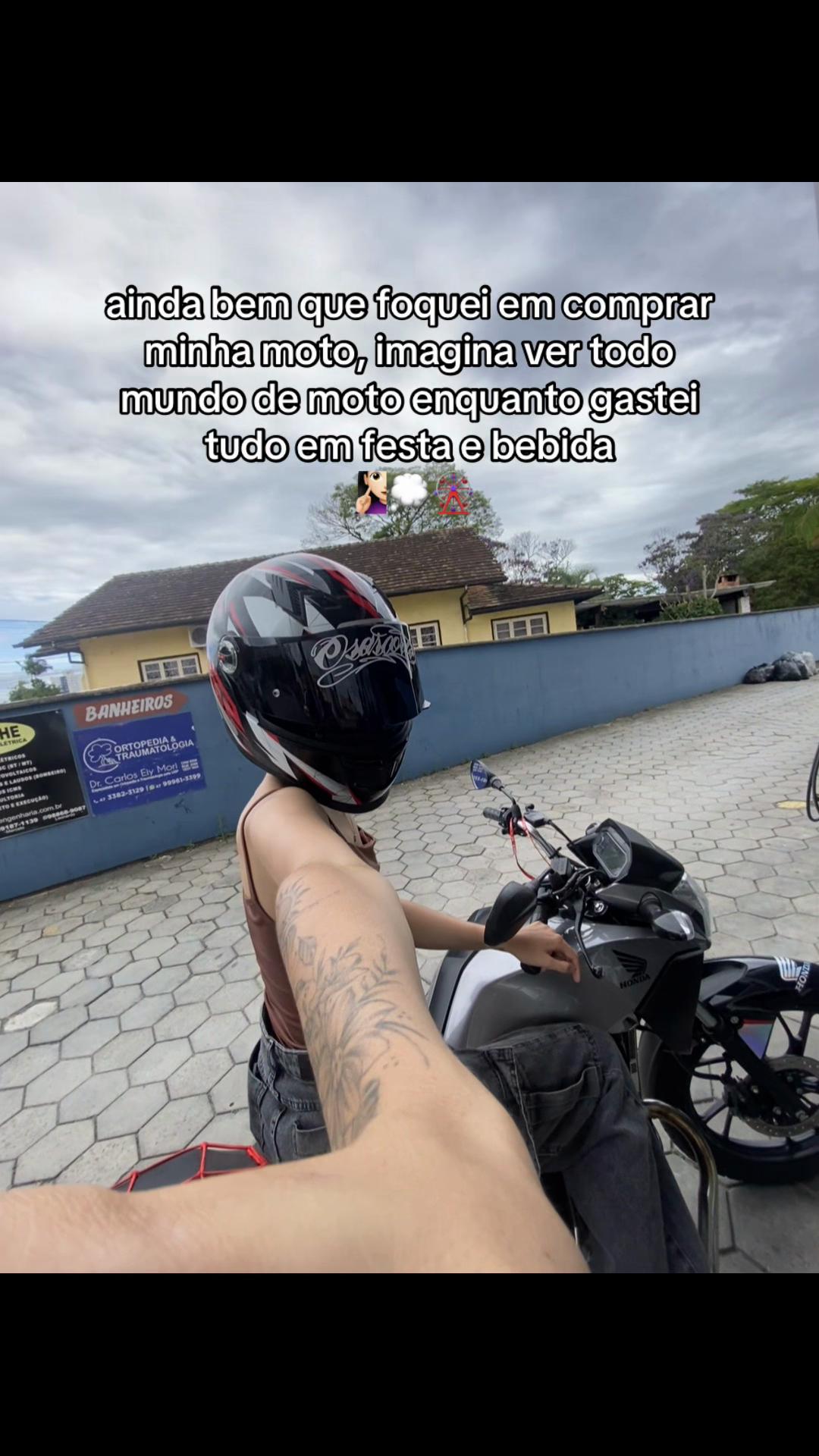 @pyetra amábili