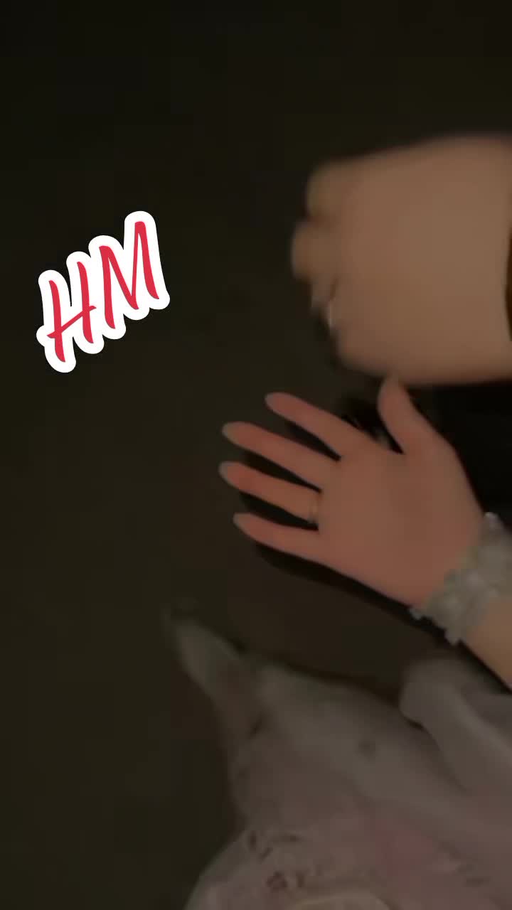 @m h