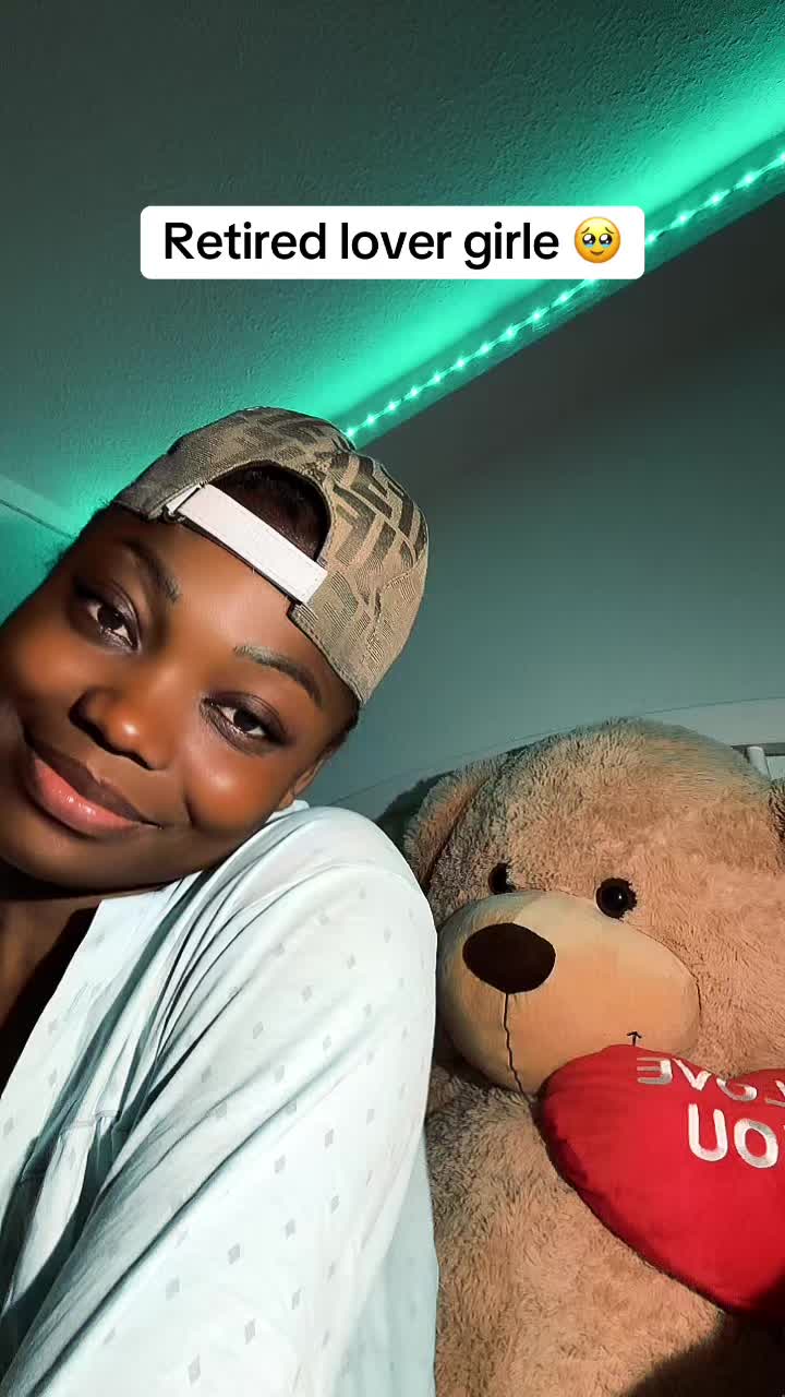 @QUEENFIRST🤍🦋