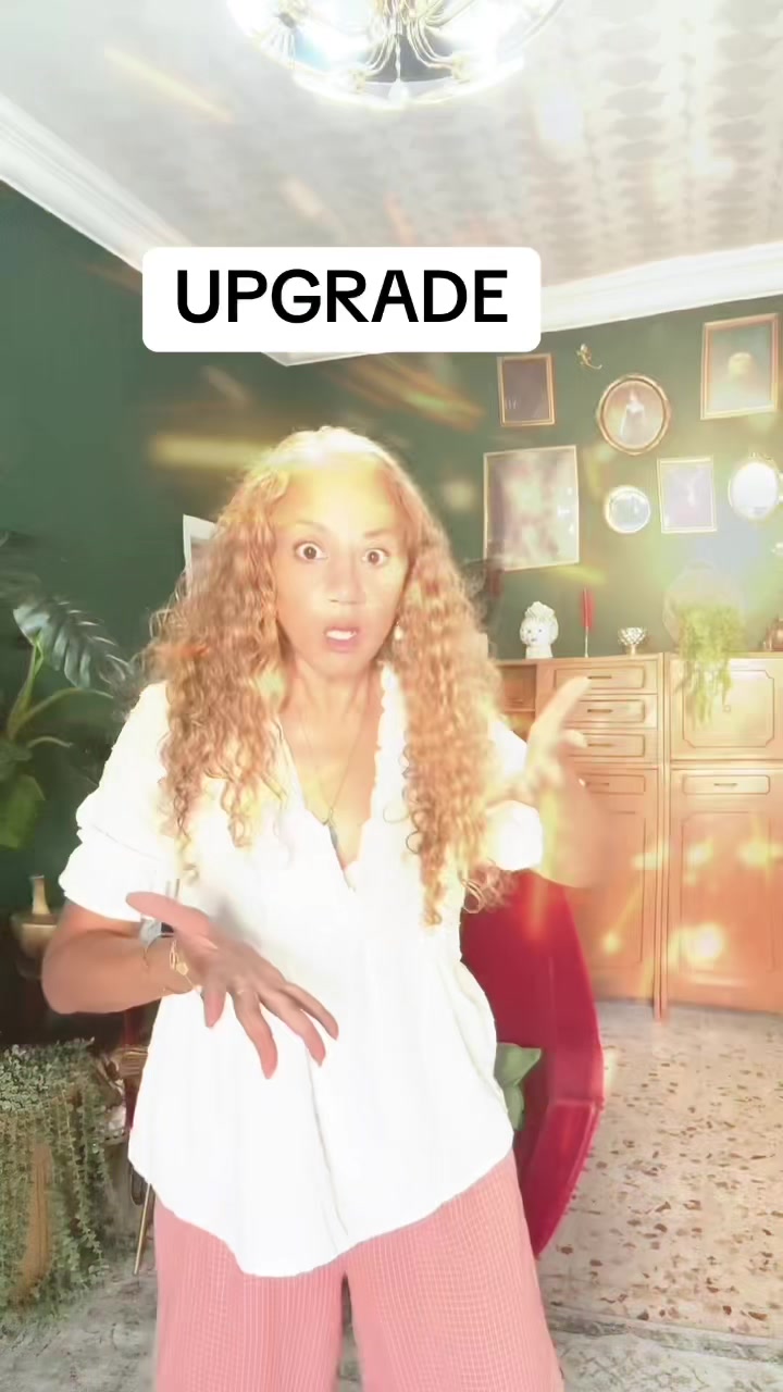 @Bella