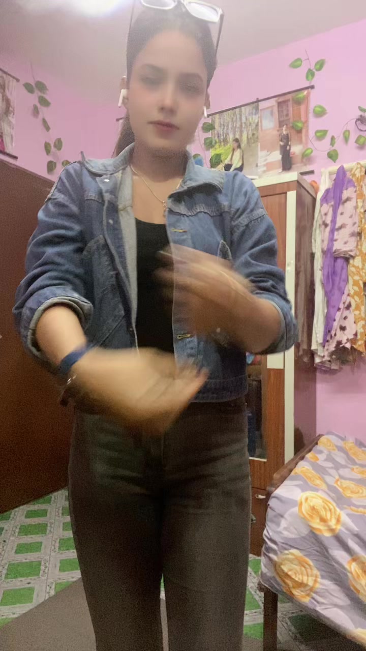 @Baby ❤️ ydv🥰