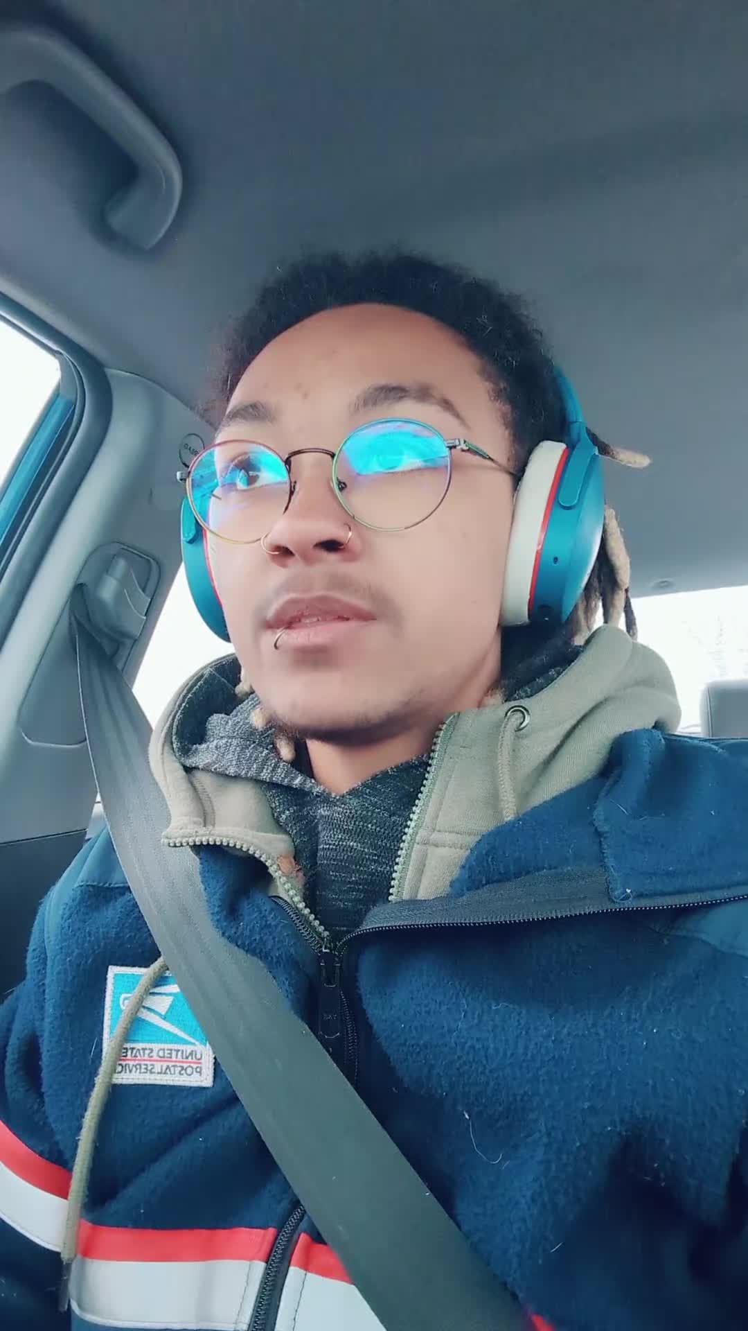 @Ari