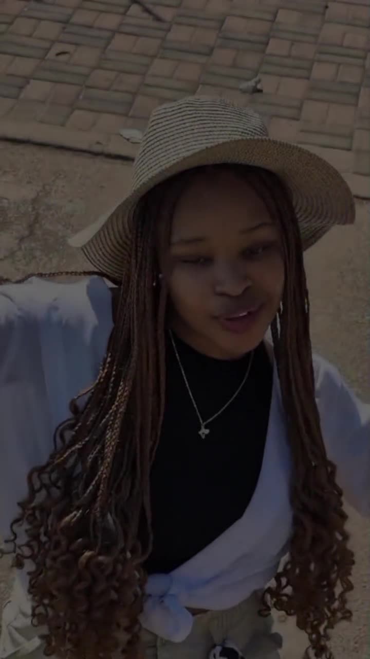 @Liisa.Black