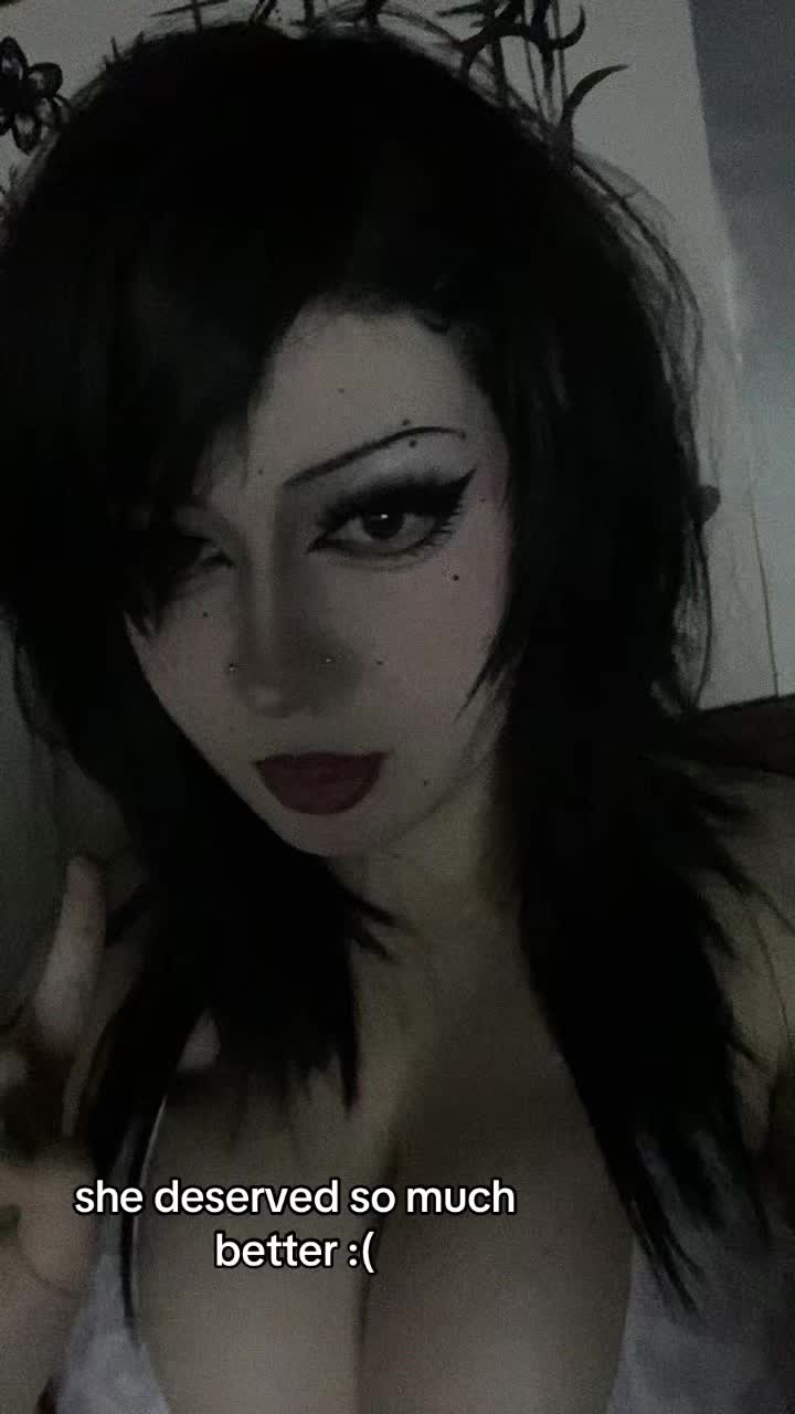 @🧟♀️