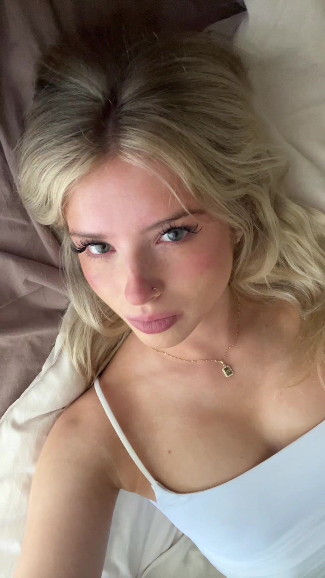 @p00pg1rl2