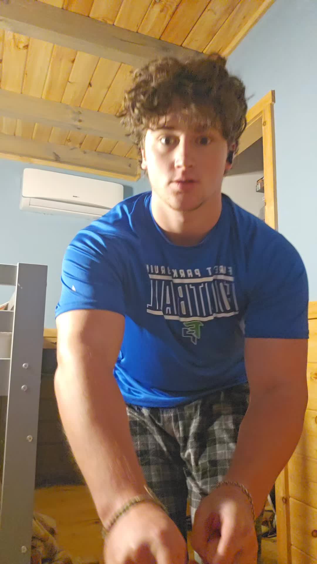 @JJ
