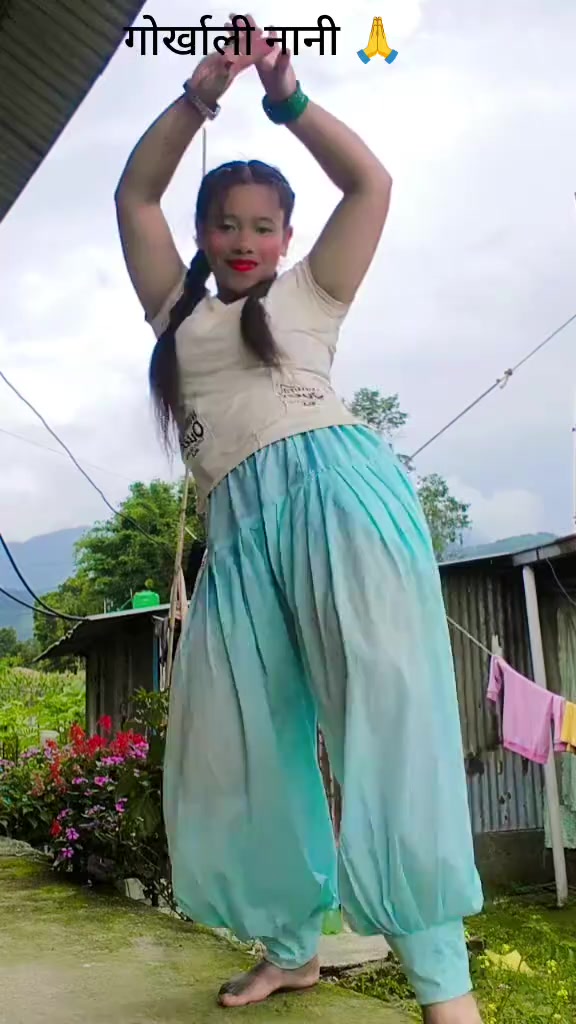 @☦️सोफिया चेपाङ्ग🇳🇵