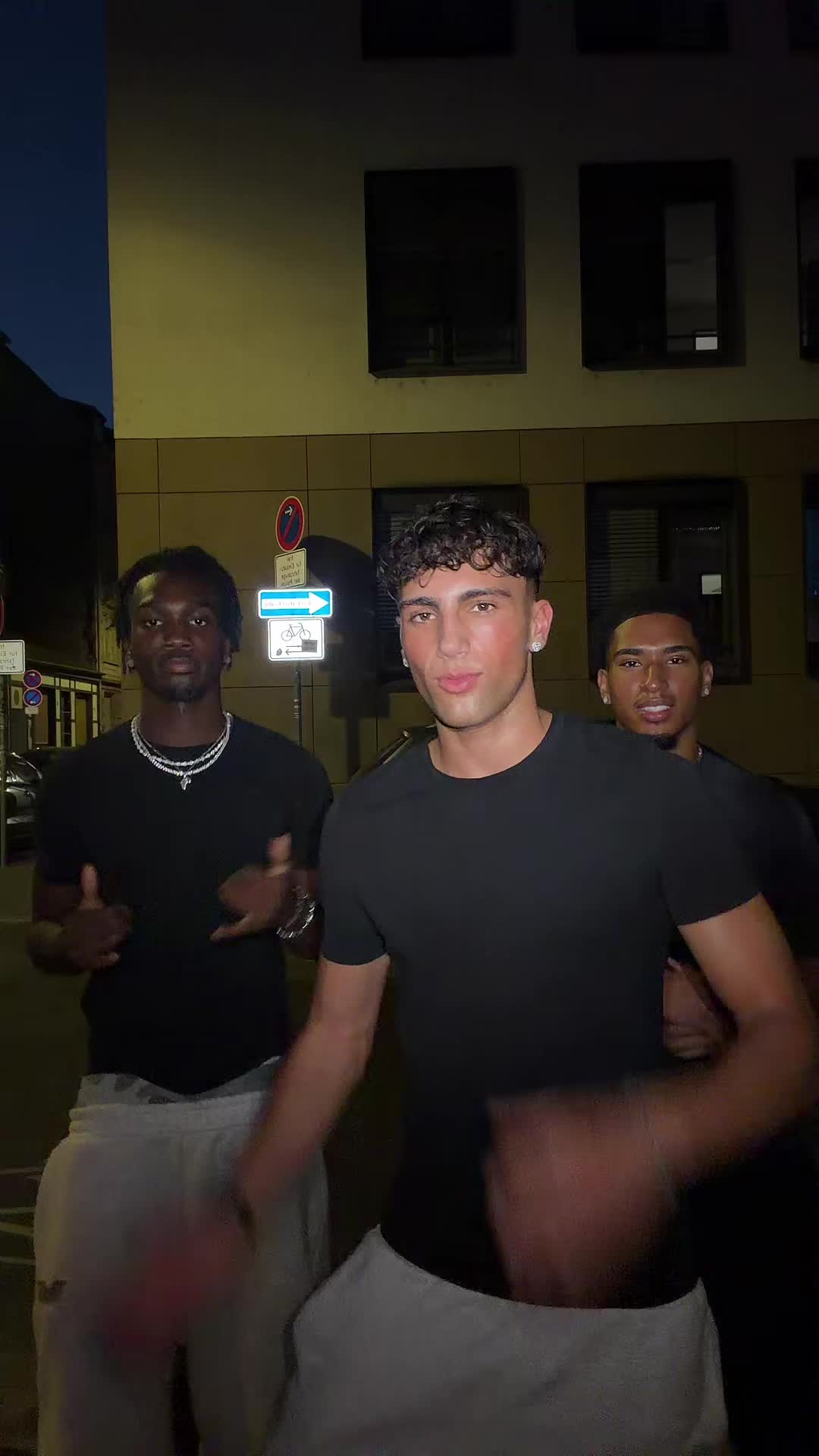 @alex dario