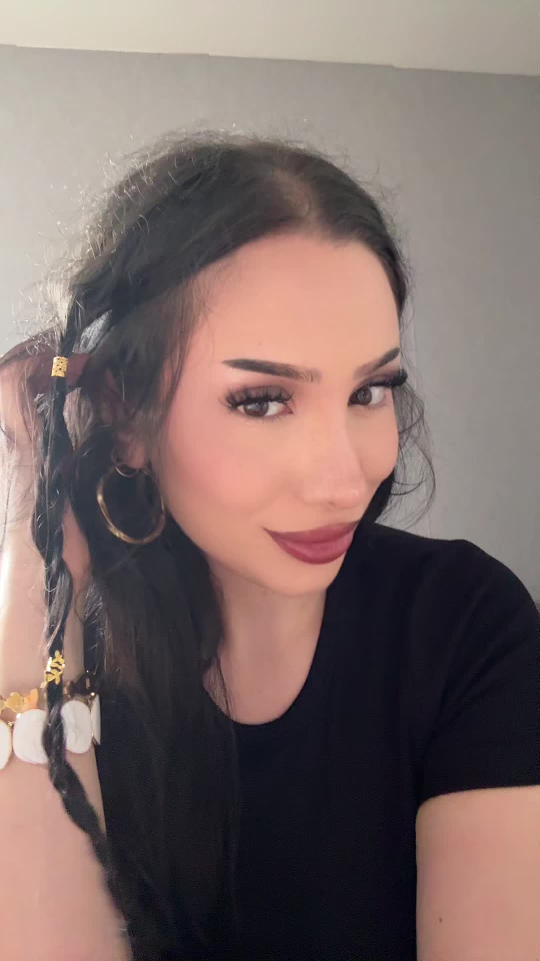 @yasmin