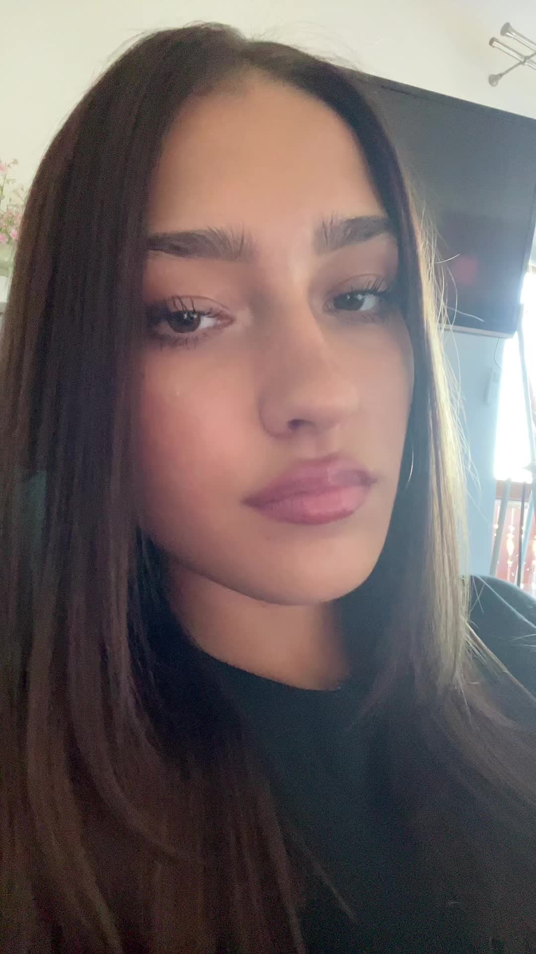 @️