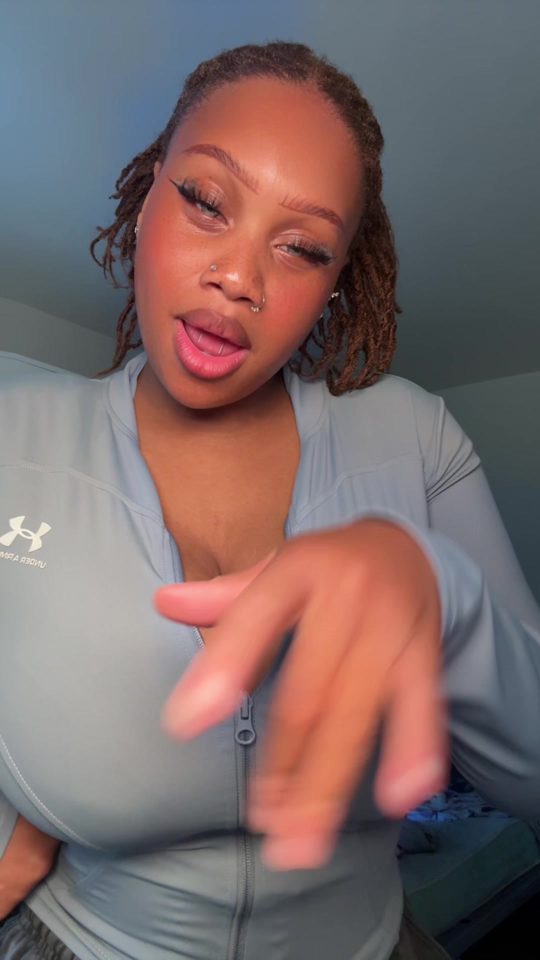 @Byqueenss 👑