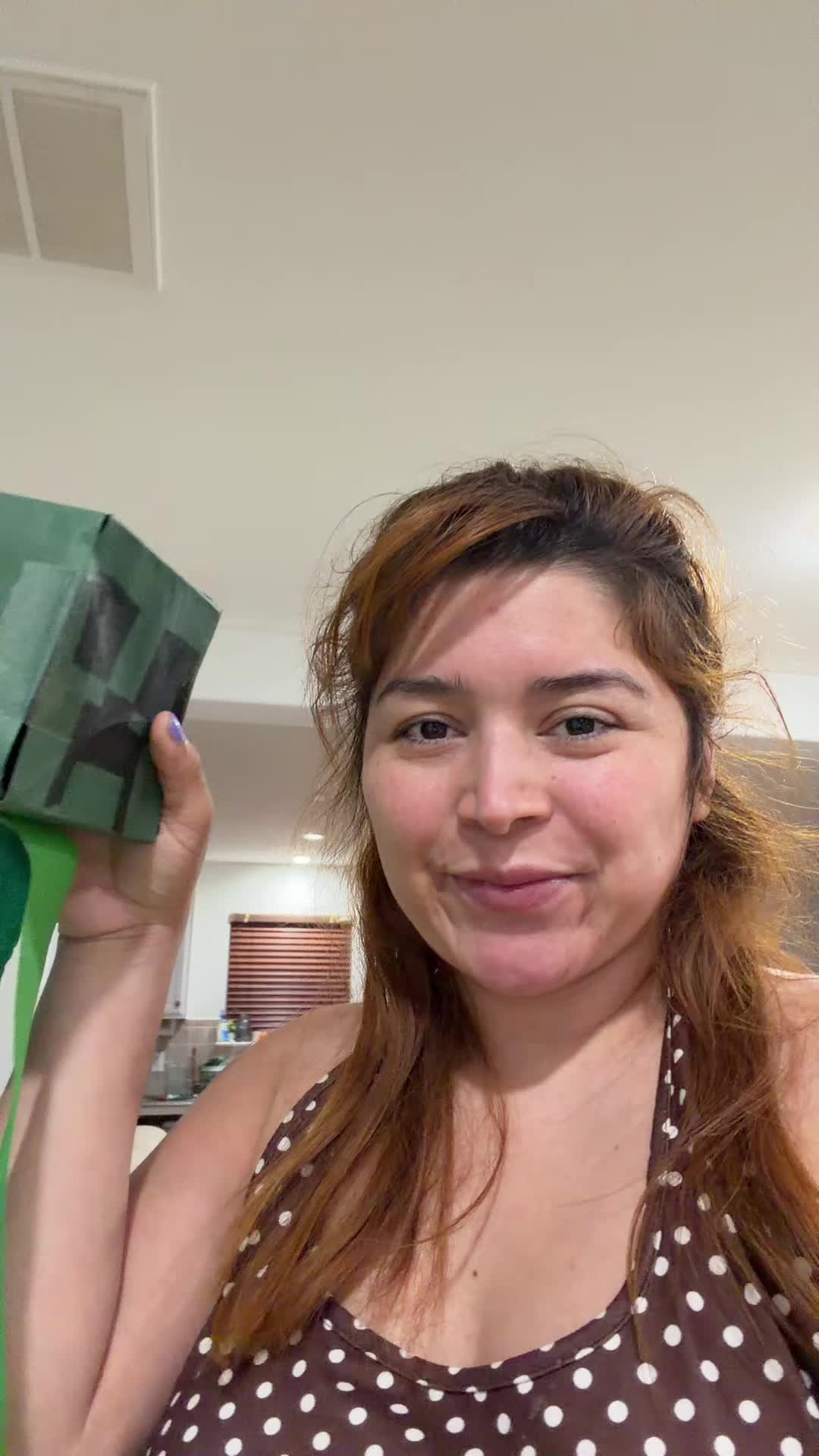 @Karlota