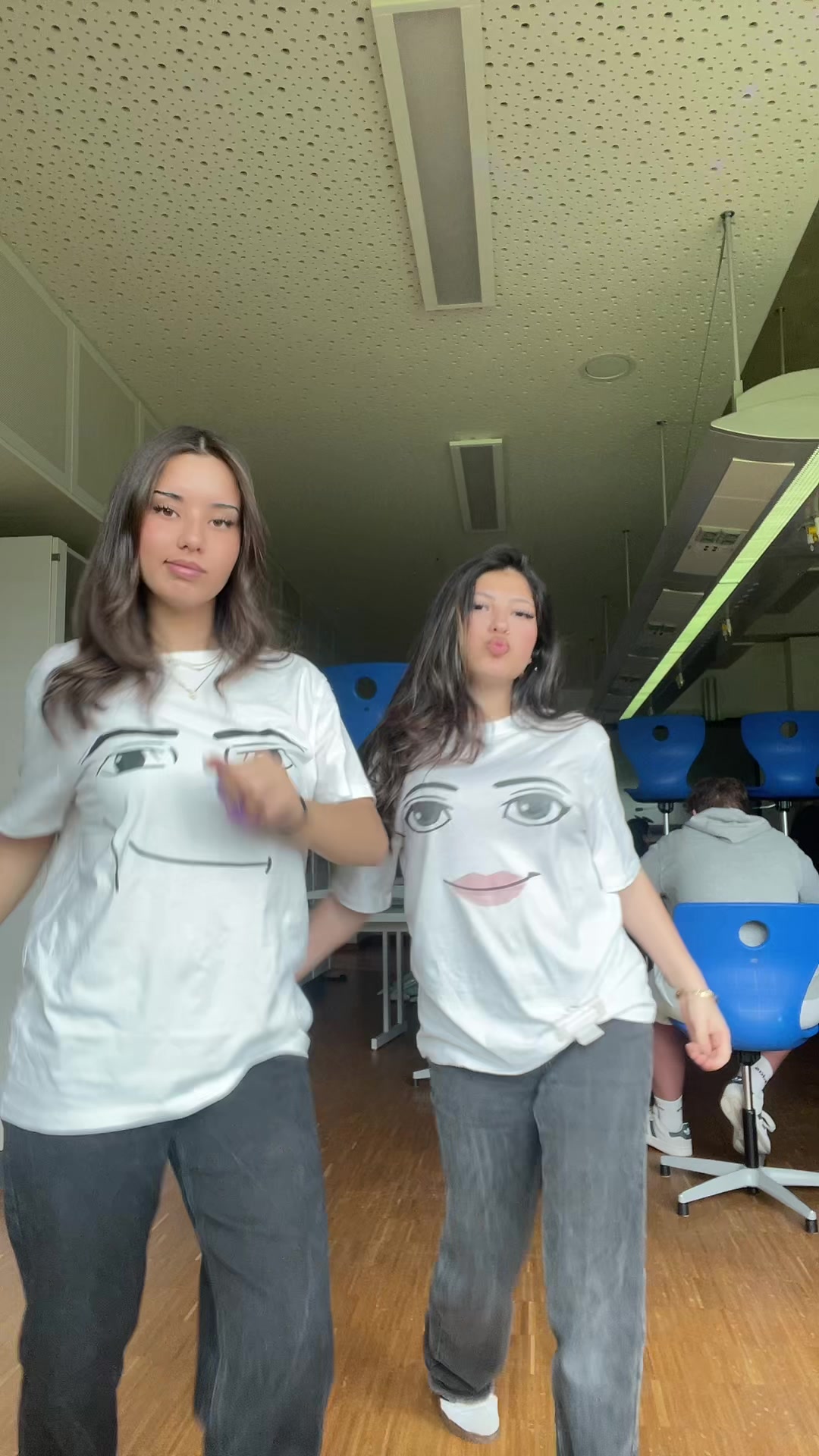 @𝒜𝓁𝒾𝓎𝒶