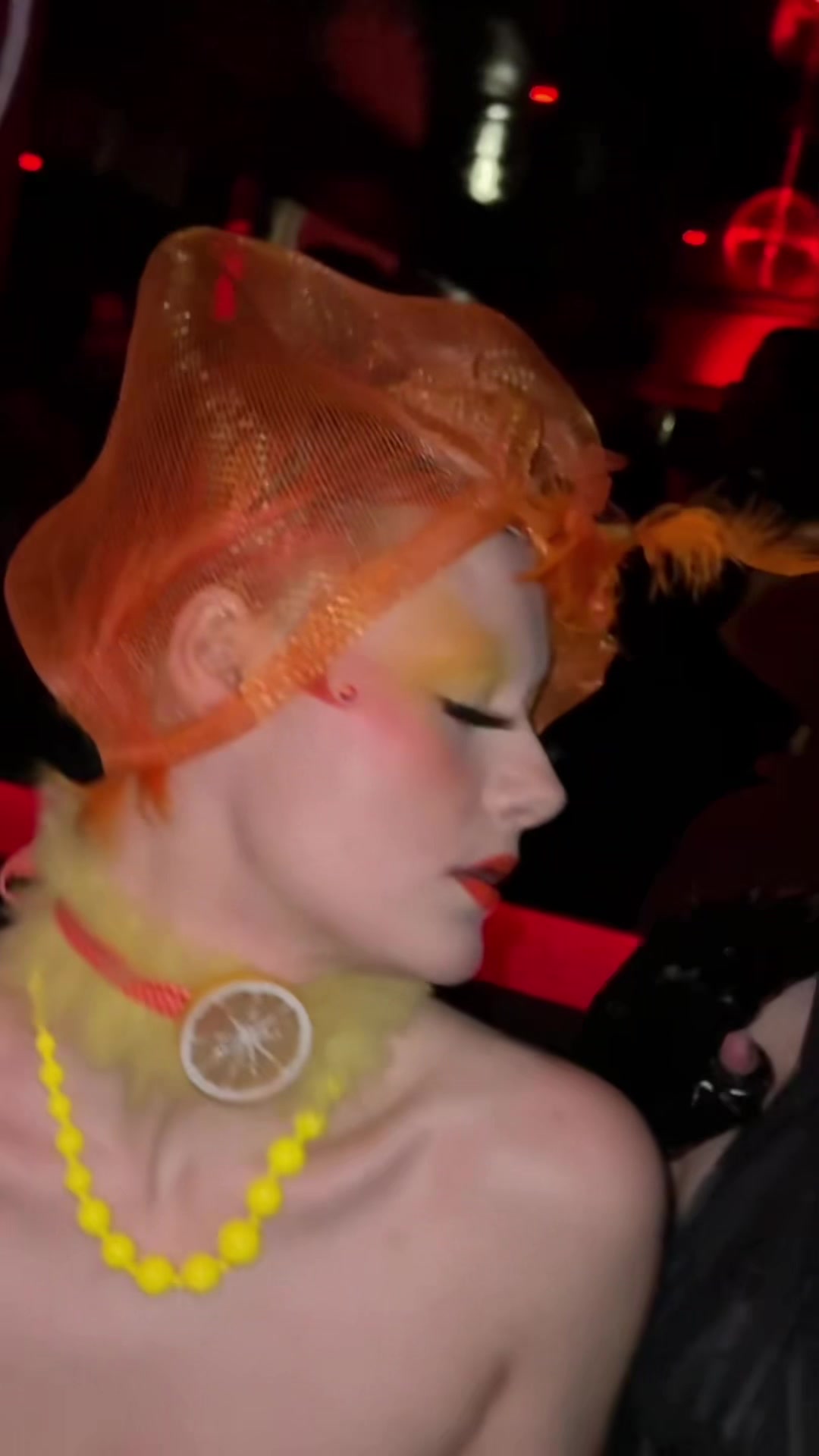 @theorangeiris