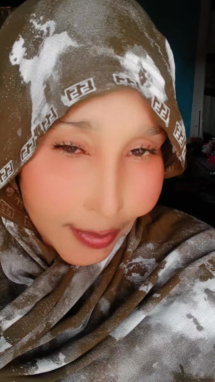@Ayeeyo Xaliimo