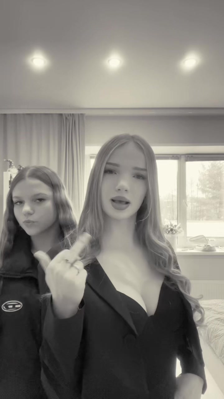 @julkxw1