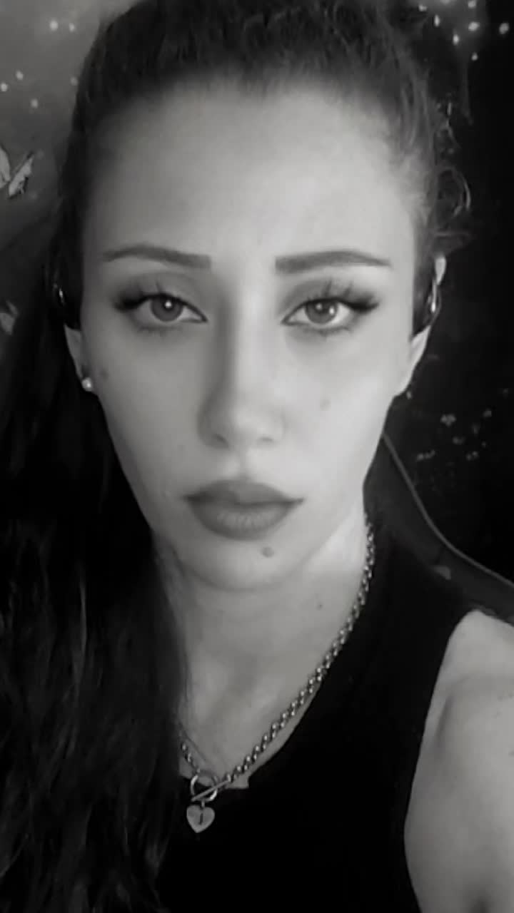 @ᒪᗩ ᘜᑌᗴᖇᖇIᗴᖇᗩ💚🤍❤