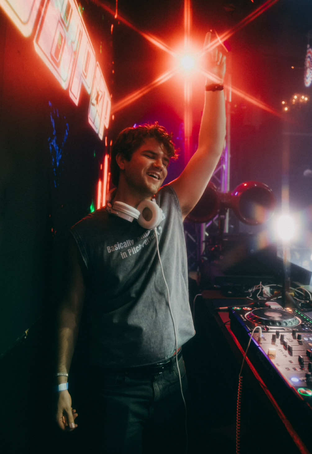 @Adamusic