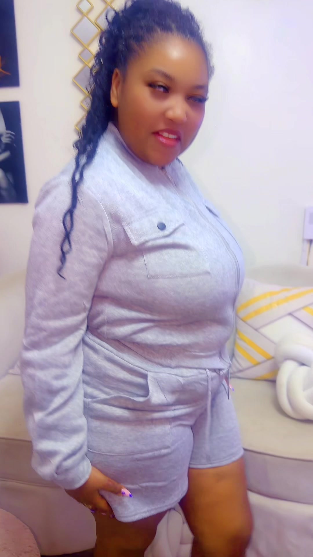 @Darvin Kang(miss curvy)