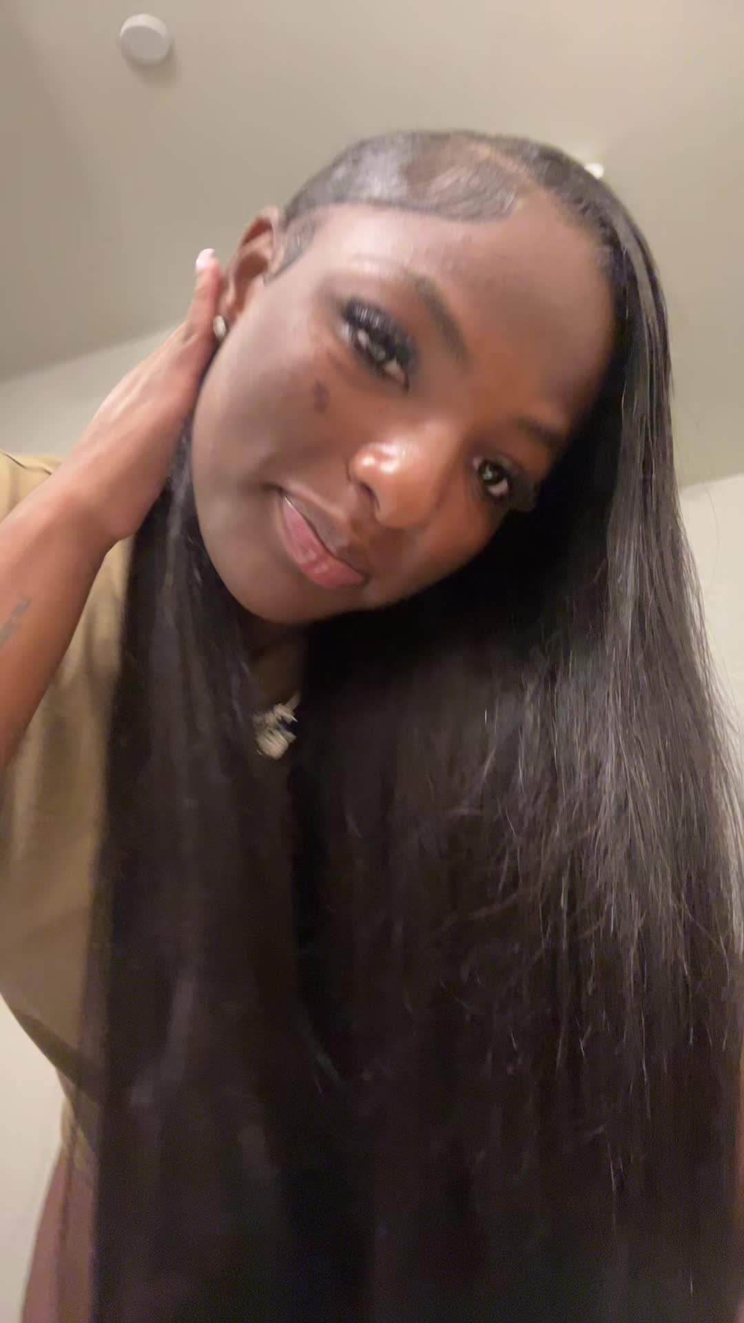 @HER.