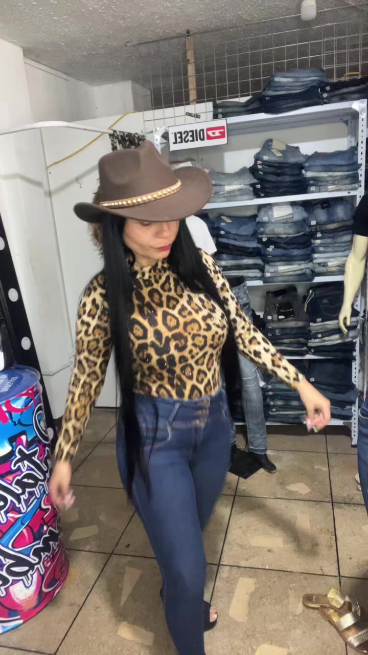 @Lucy Store