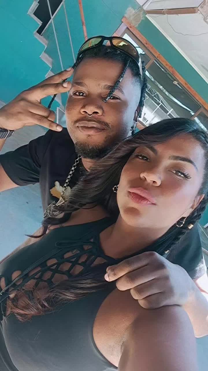 @MORENA🦋