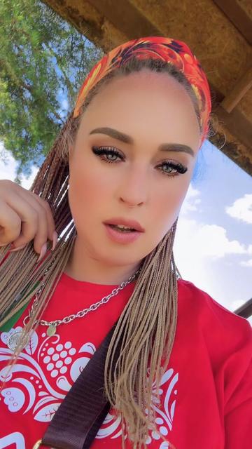 @Милая Блонди👱🏻♀️