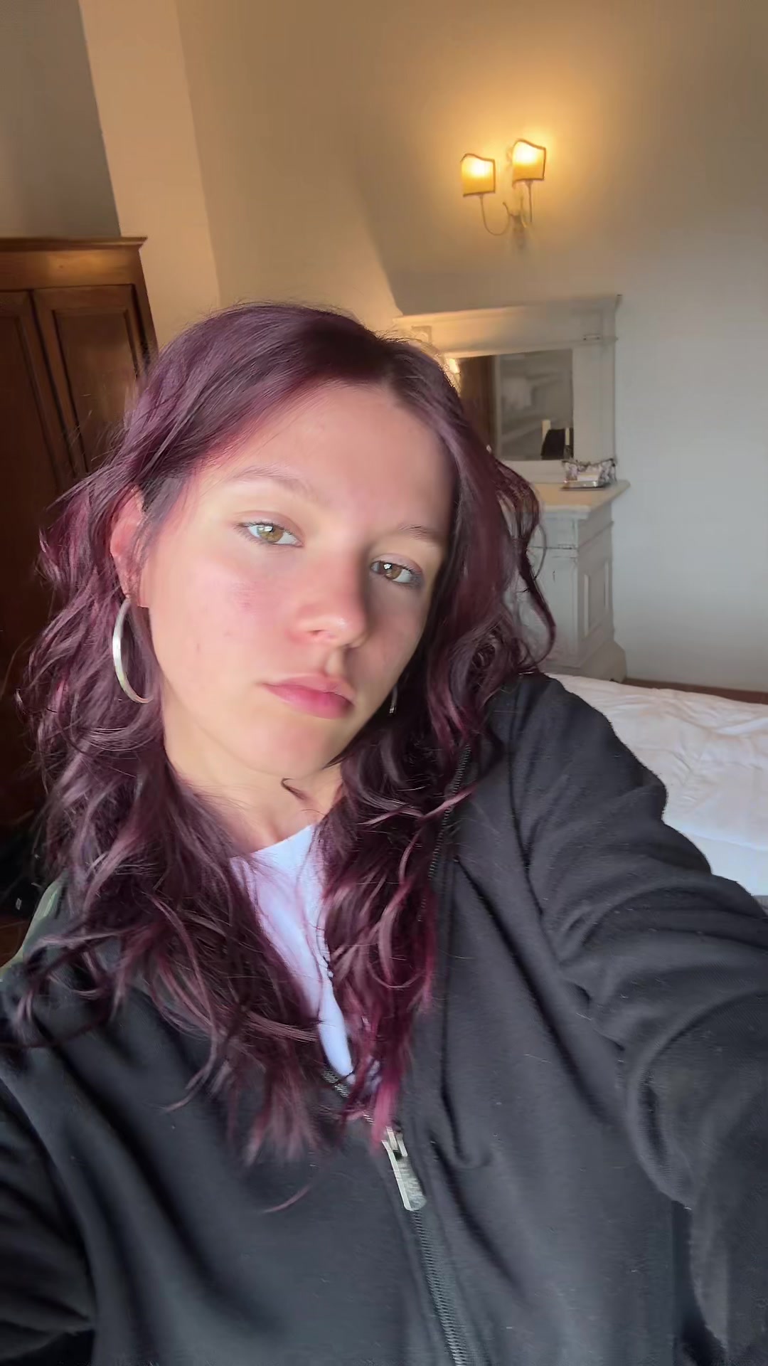 @_their.crystal.witch