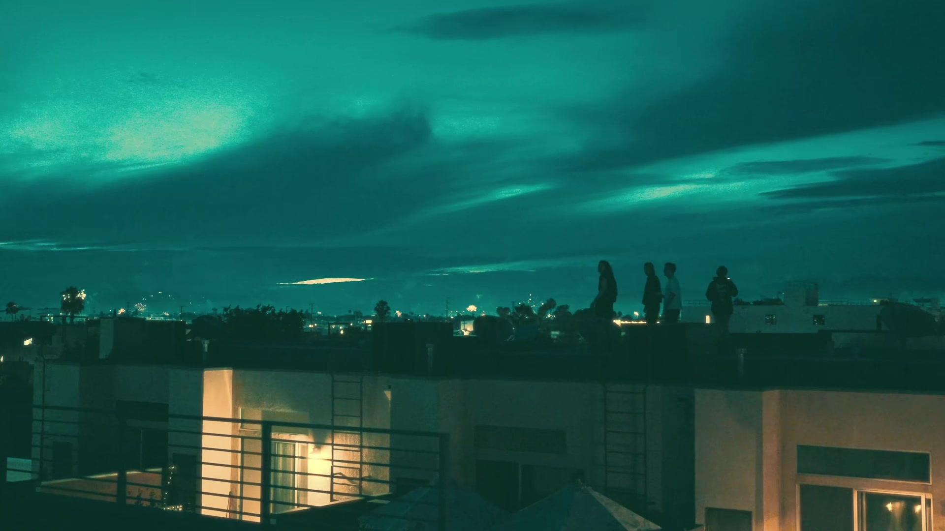 @L E F T / R I G H T