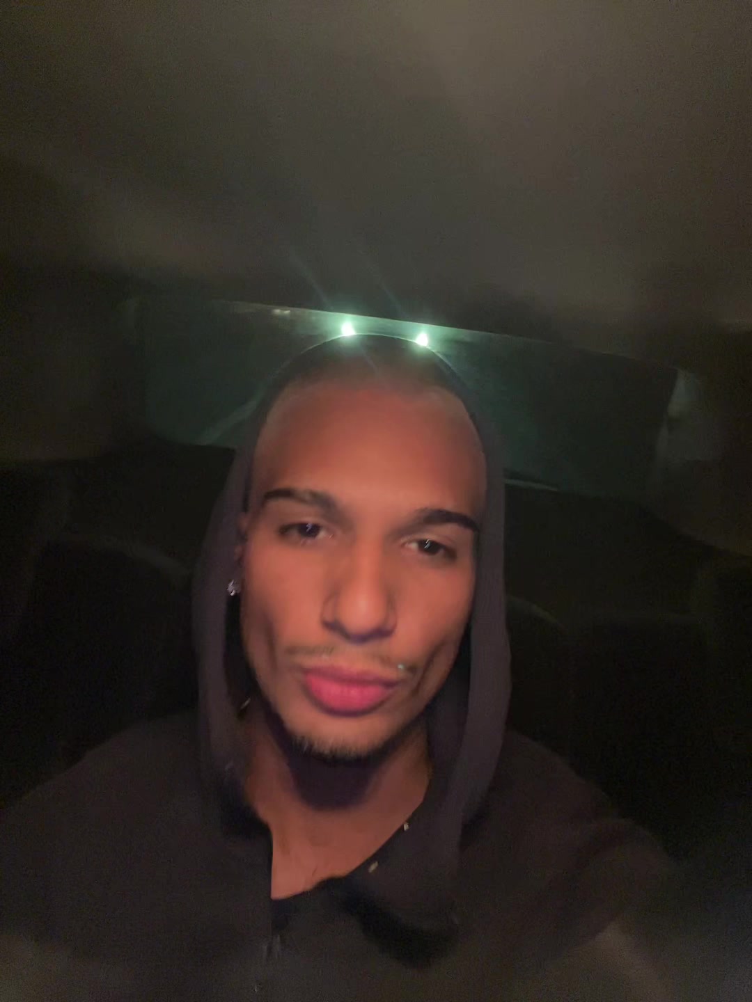 @kizz