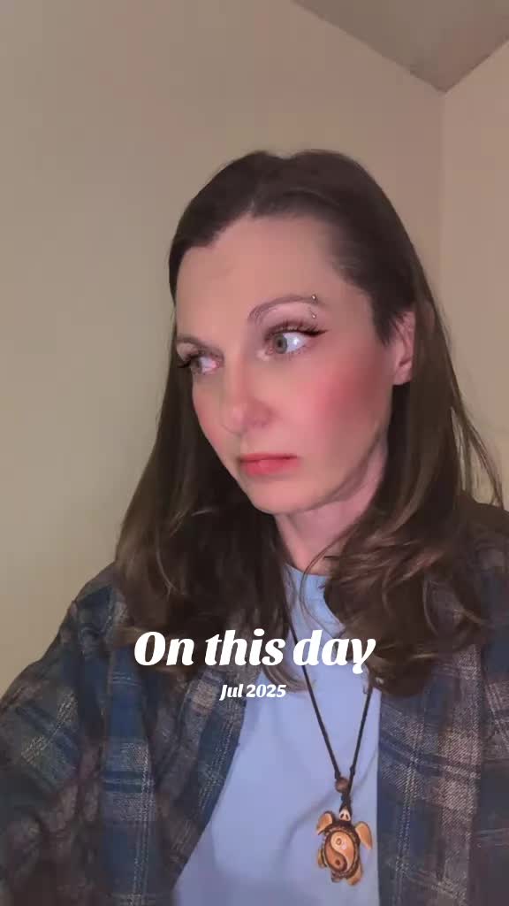@ItsMeCarlyn