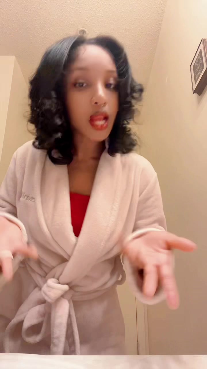 @Tijayanna 🏝️ 🌺