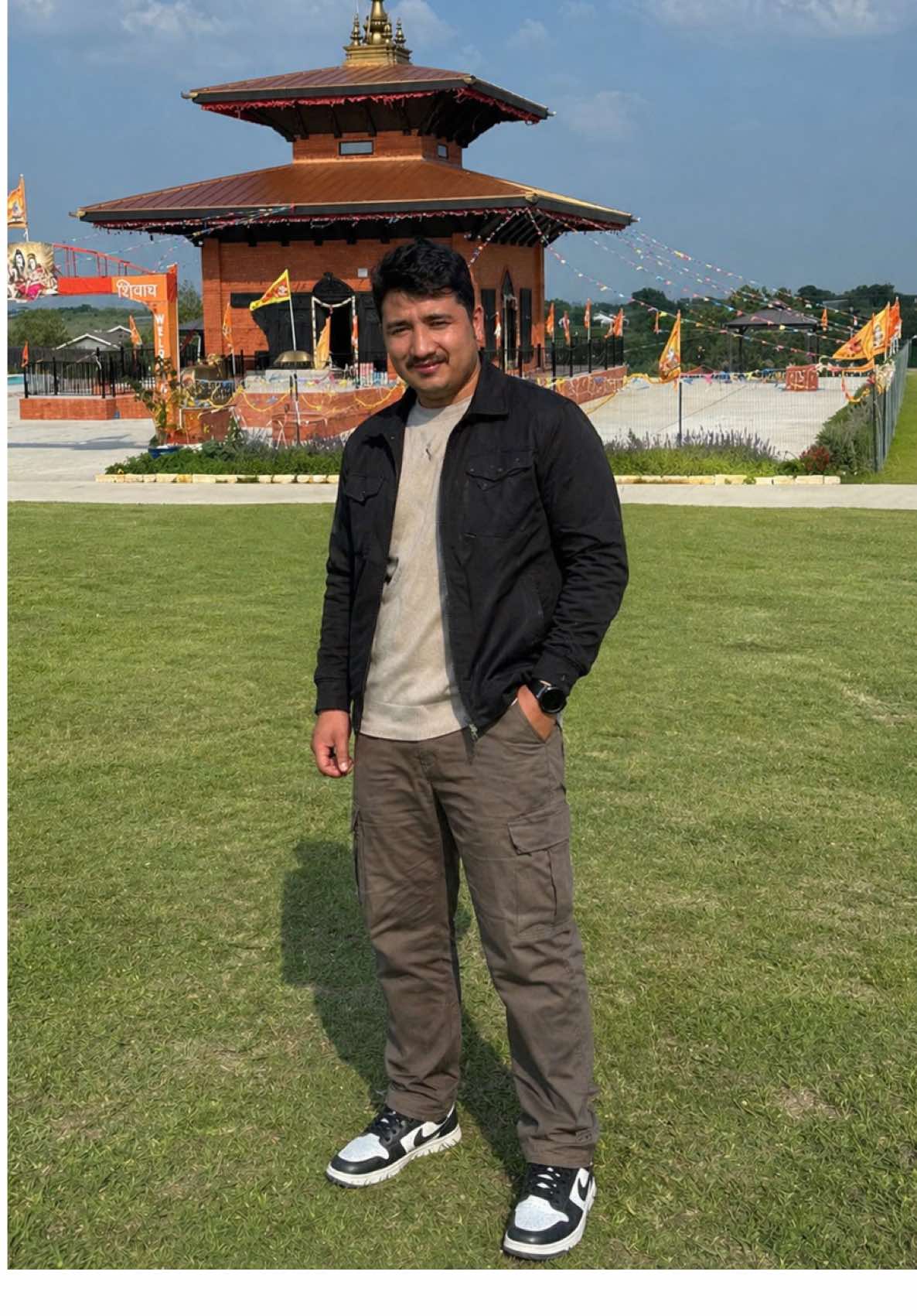 @Dipak paudel 😘🇳🇵